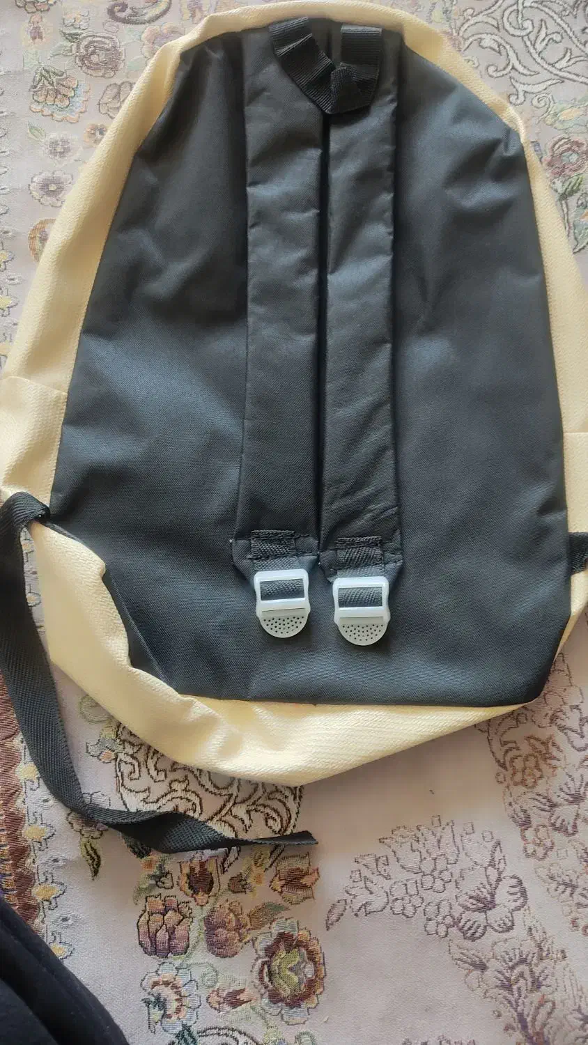 کیف مدرسه|کیف، کفش، کمربند|سقز, |دیوار