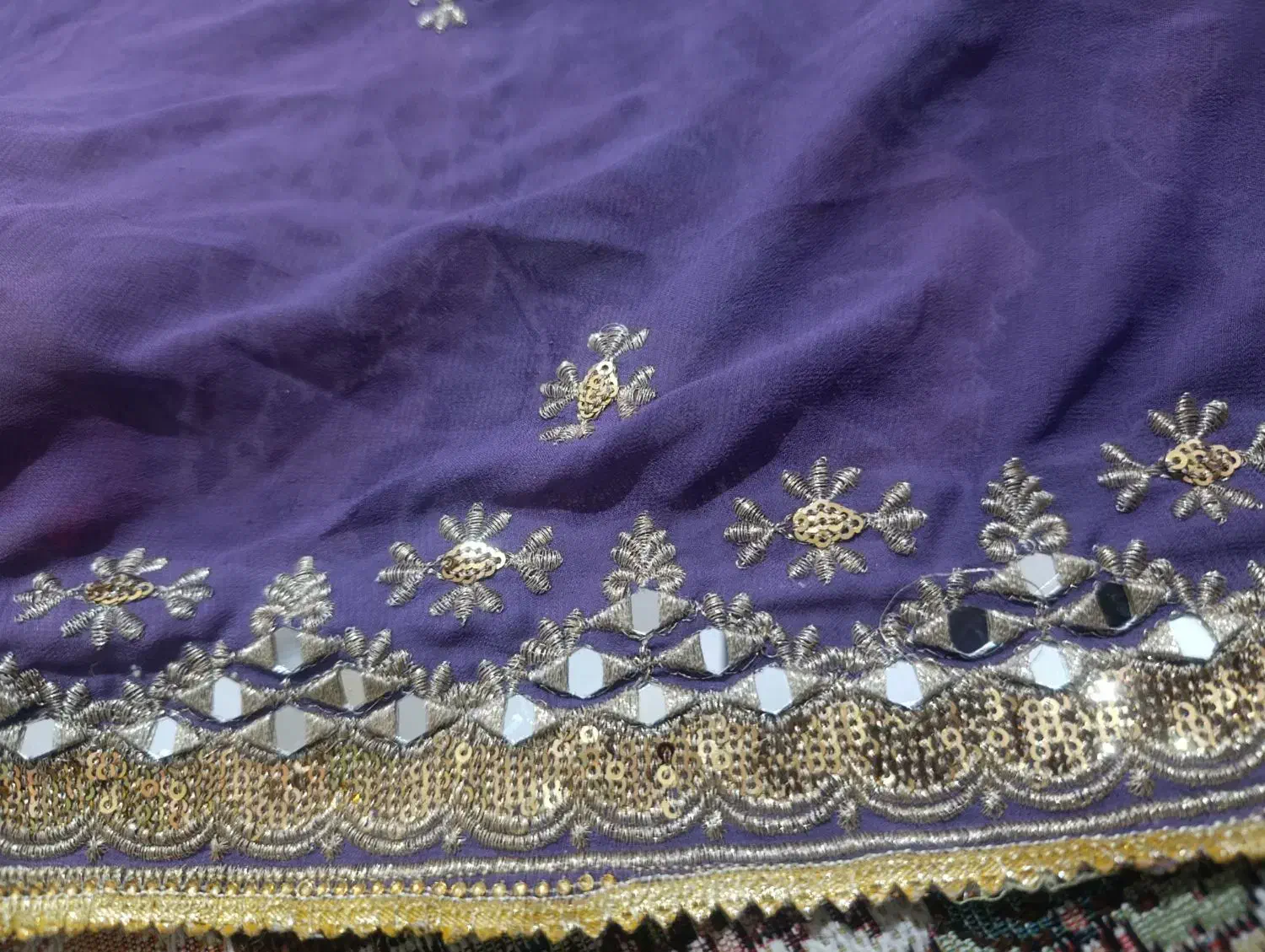 لباس بلوچی|لباس|سراوان, |دیوار