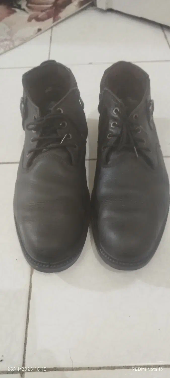 نیم بت مردانه چرم اصل سایز ۴۴‌. پوتین زنانه سایز۳۸|کیف، کفش، کمربند|رشت, استادسرا|دیوار