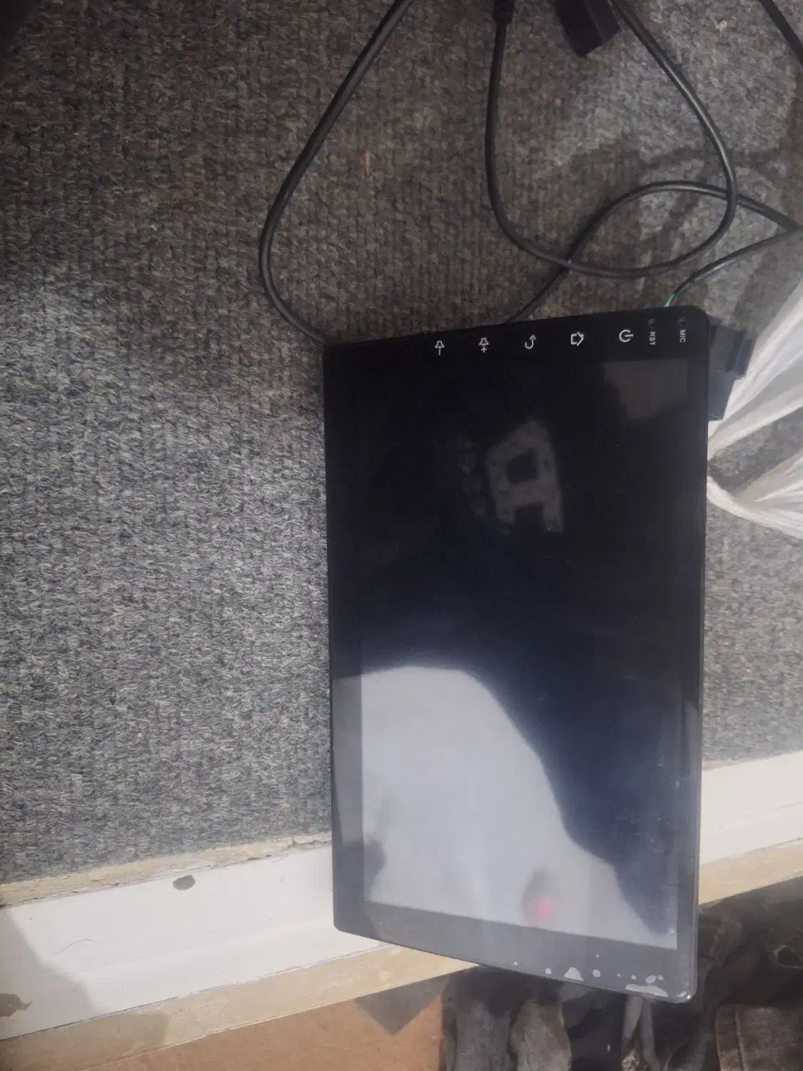 مانیتور vinca|قطعات یدکی و لوازم جانبی|صدرا-فارس, فاز ۱|دیوار