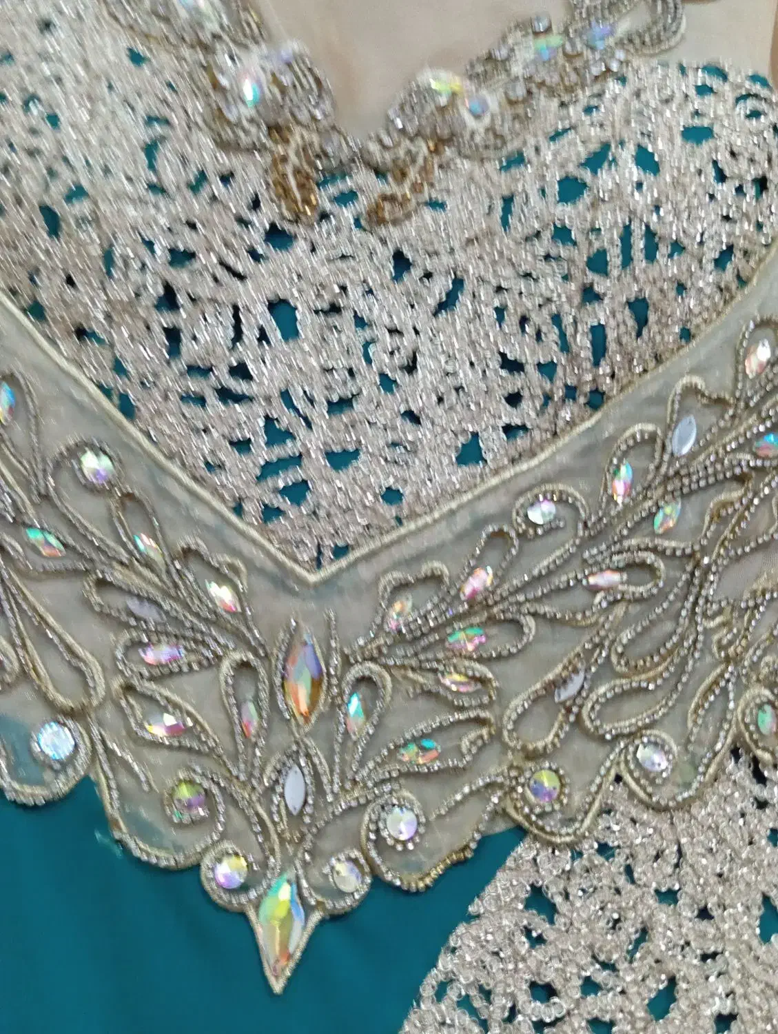 لباس مجلسی|لباس|ازنا, |دیوار