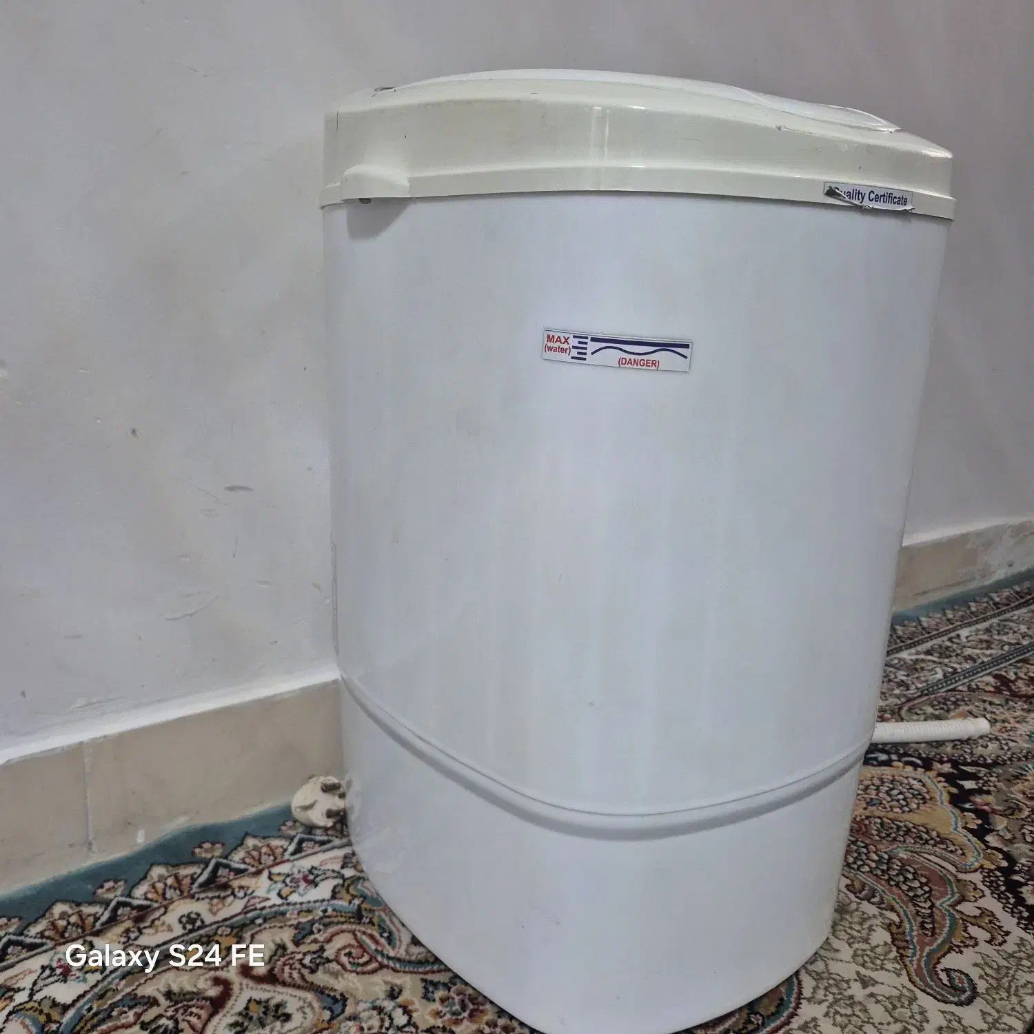 کهنه شور در حد نو|ماشین لباسشویی و خشک‌کن لباس|رشت, فلسطین|دیوار