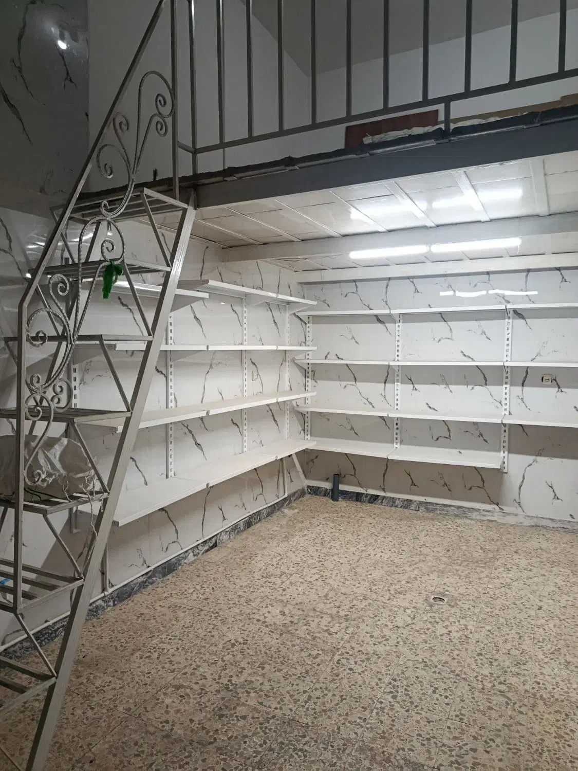 قفسه مغازه|فروشگاه و مغازه|میاندوآب, |دیوار