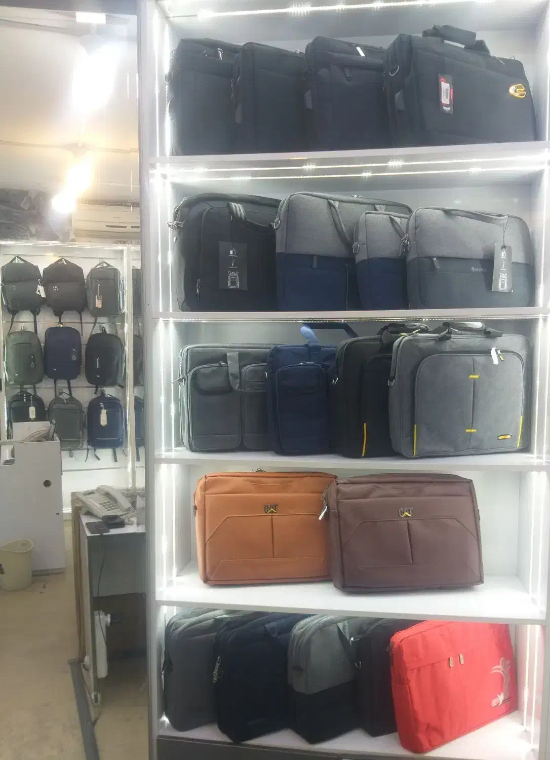 آفر ویژه کیف لپ تاپ با ضمانت یک سال دوخت زیپ|رایانه همراه|تهران, میدان ولیعصر|دیوار