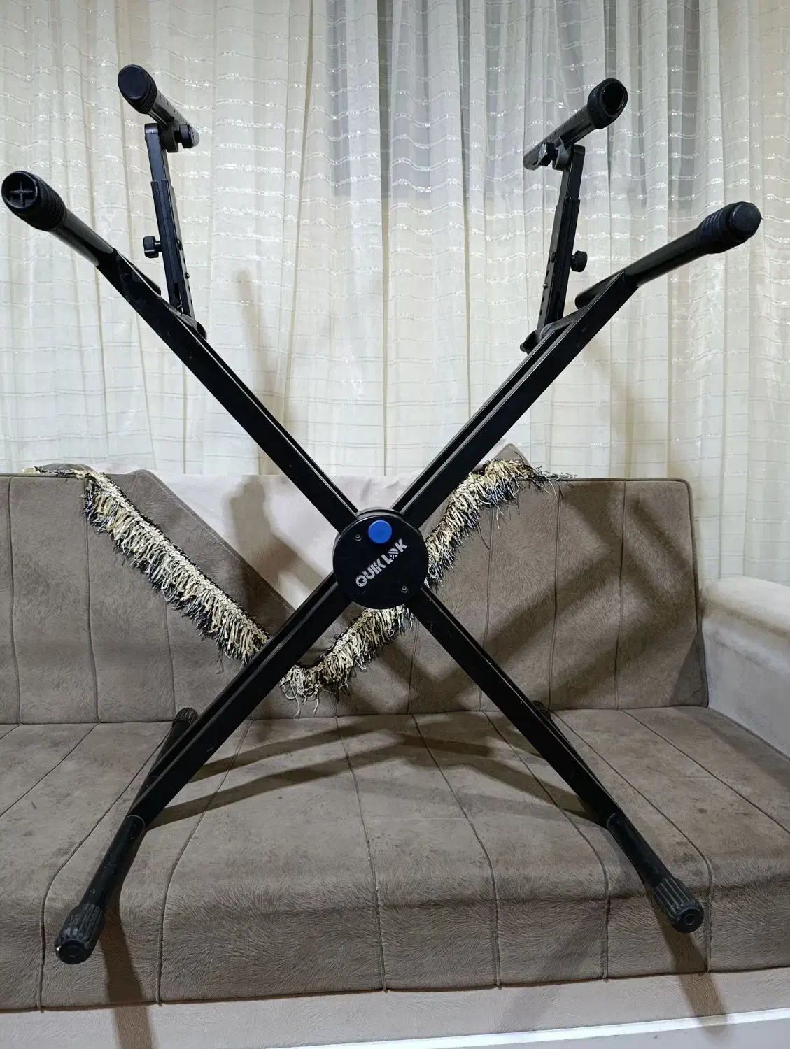 پایه ارگ کوئیک لاک|پیانو، کیبورد، آکاردئون|قره ضیاالدین, |دیوار