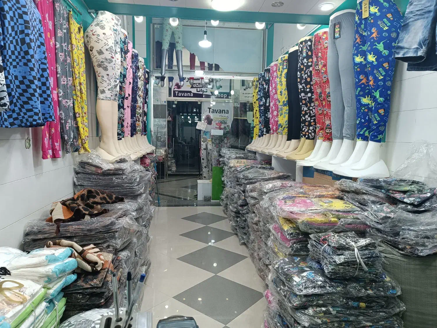 واگذاری مغازه ساپورت فروشی|لباس|بندر گناوه, |دیوار