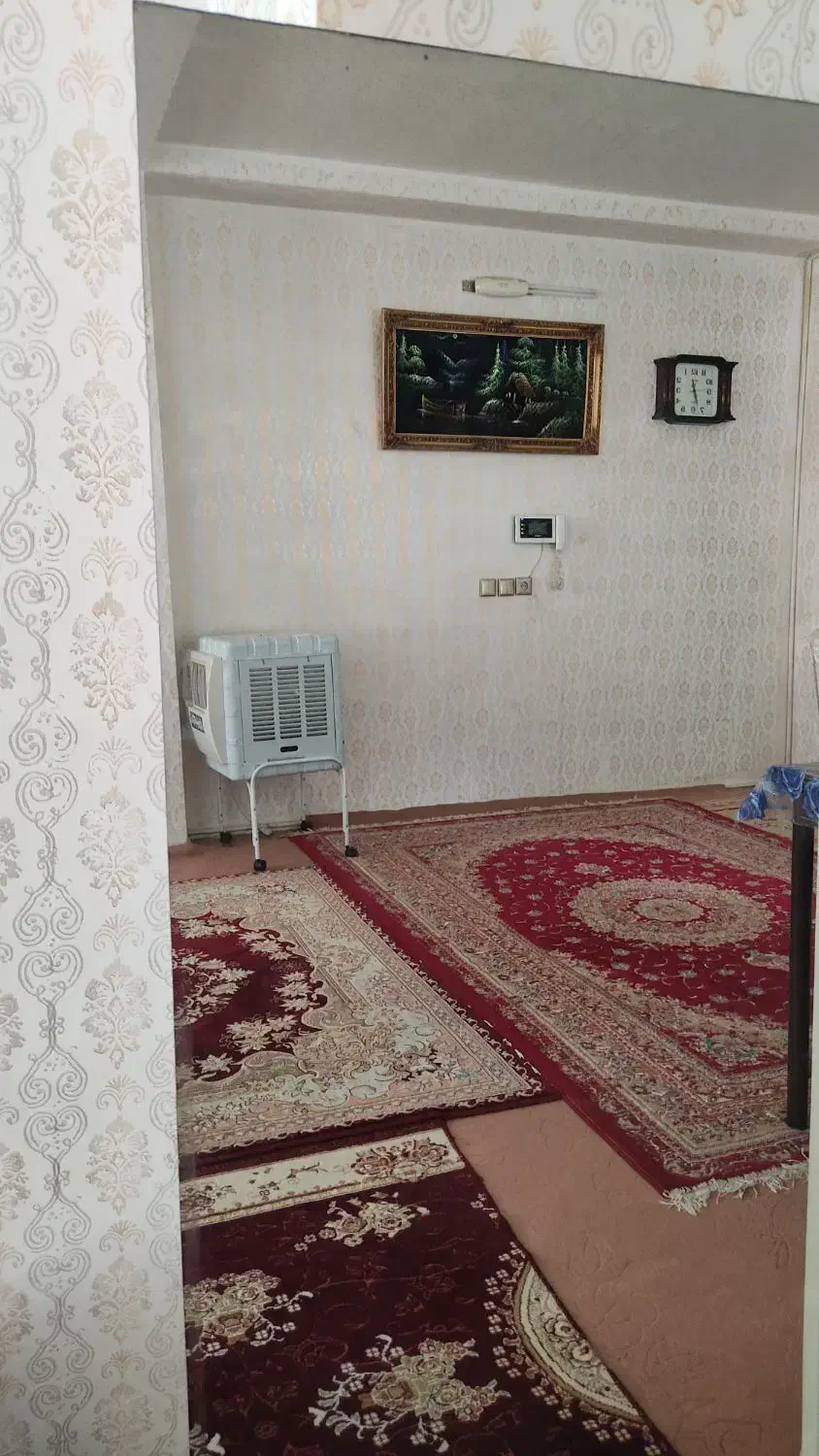 اینه قدی|آینه|اردبیل, |دیوار