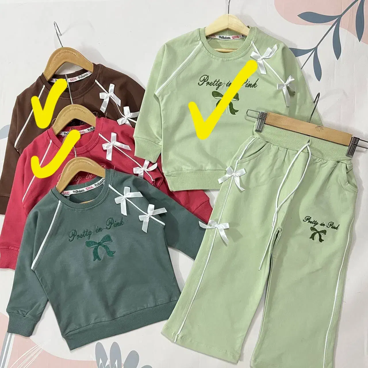 بلوز شلوار دخترونه|کفش و لباس بچه|قم, نیروگاه|دیوار