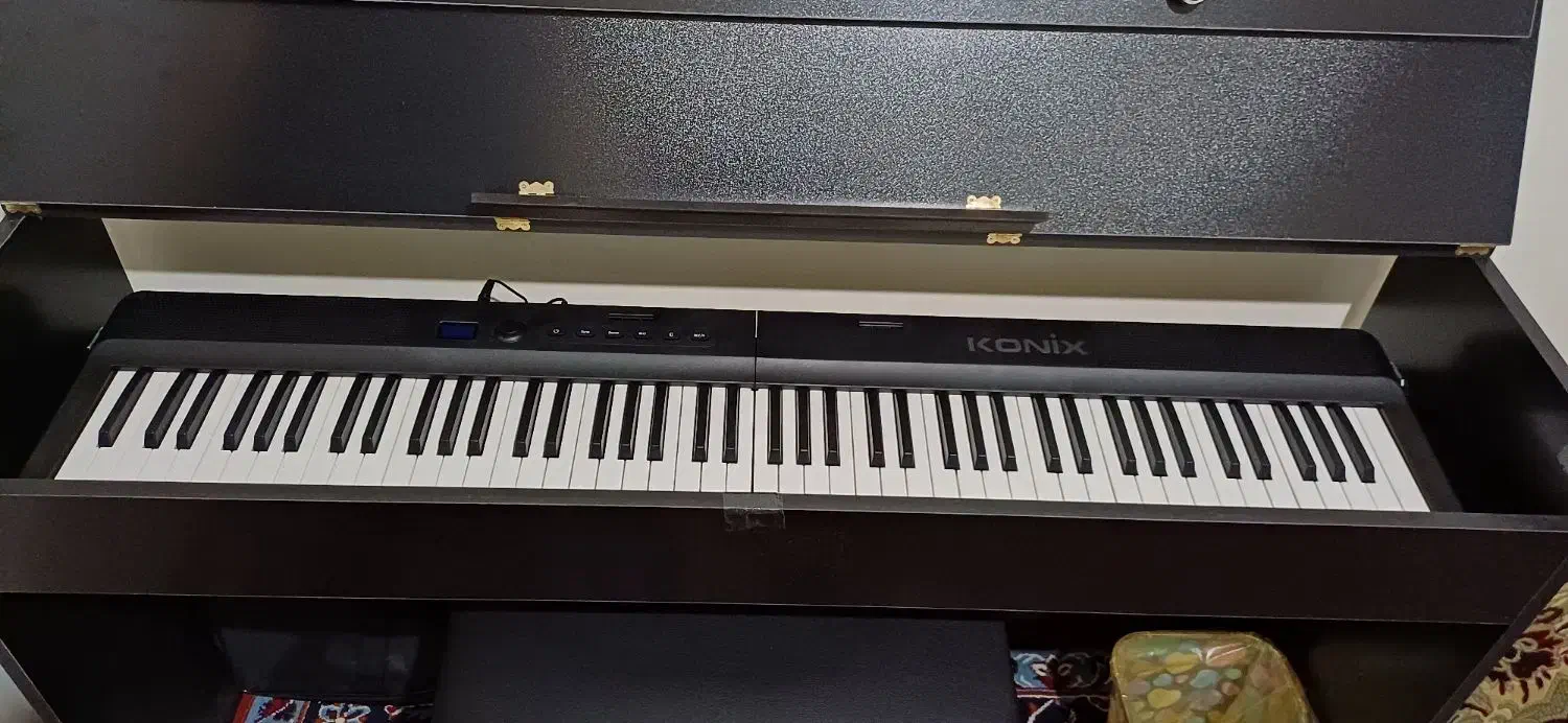 پیانو دیجیتال تاشو به همراه میز|پیانو، کیبورد، آکاردئون|بندر ماهشهر, |دیوار