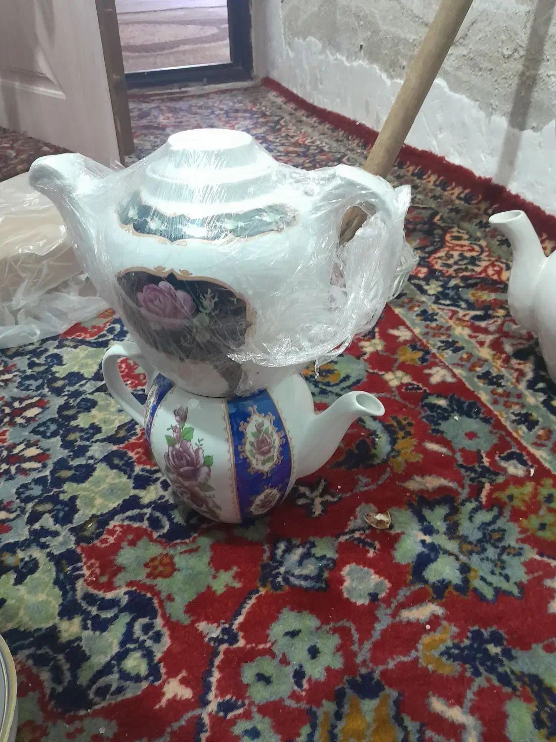 ظرف همه مدله از قاشق تا پارچ آب خوریش|ظروف سرو و پذیرایی|اردبیل, |دیوار