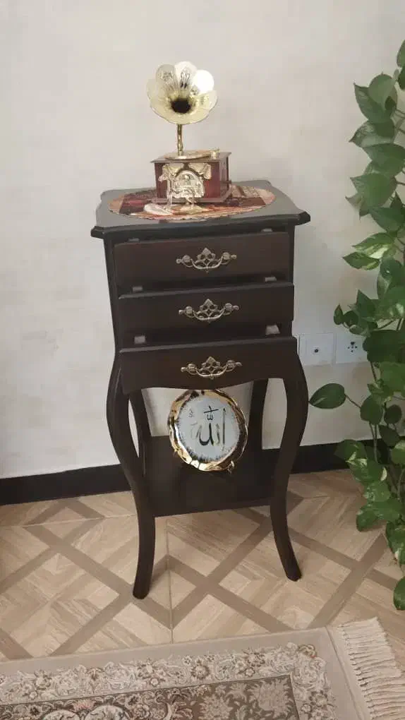 میز تلفن|میز تلفن|پردیس, فاز ۱|دیوار