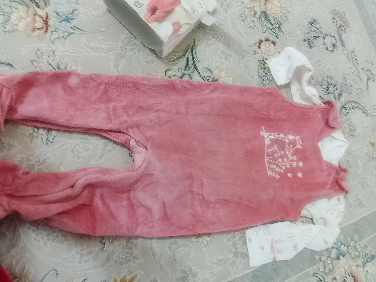 سرهم مخمل ونخ پنبه|کفش و لباس بچه|پیرانشهر, |دیوار