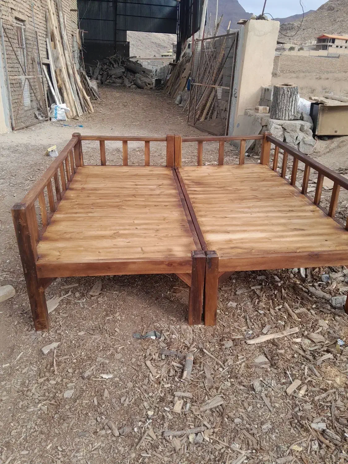 تخت چوبی گردو 2در2|تخت و سرویس خواب|تفت, |دیوار