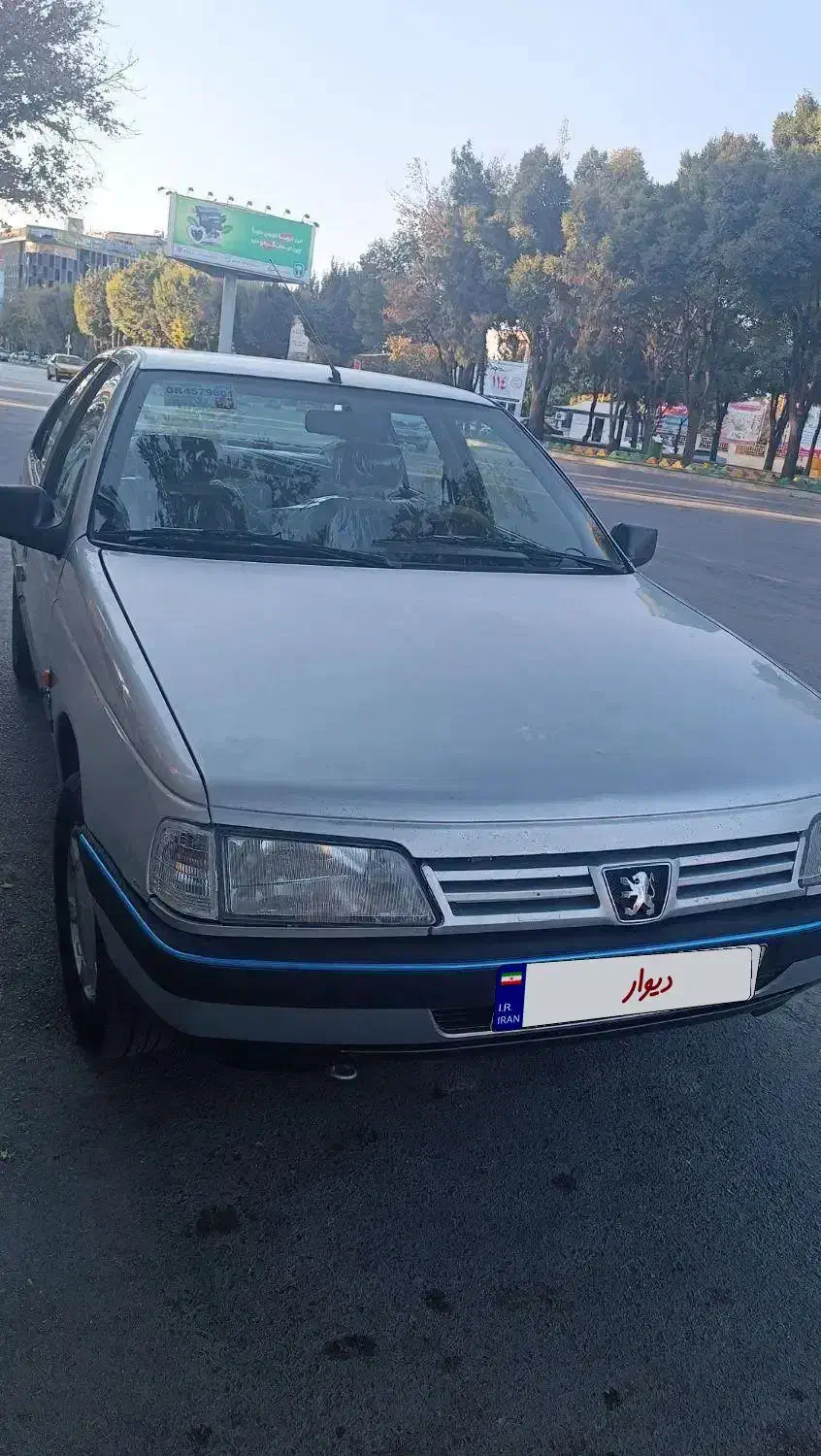 پژو 405 مدل 92|خودرو سواری و وانت|بروجرد, |دیوار