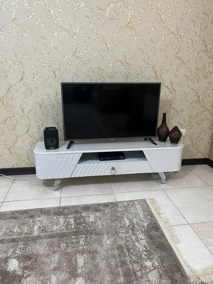 فروش مبلمان وجلو مبلی و میز تی وی|مبلمان خانگی و میز عسلی|محمدشهر, همایون ویلا|دیوار