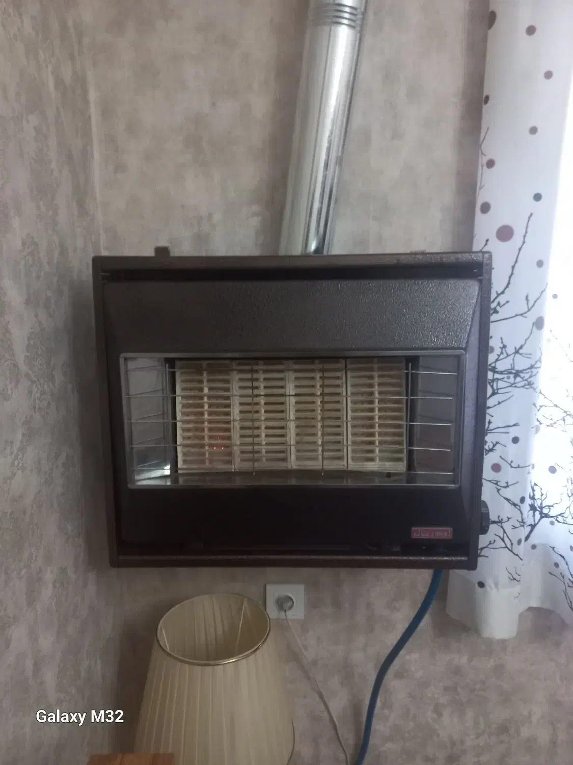 بخاری گازی برند اونیورسال اصل|بخاری، هیتر، شومینه|پاکدشت, پاکدشت (مامازند)|دیوار