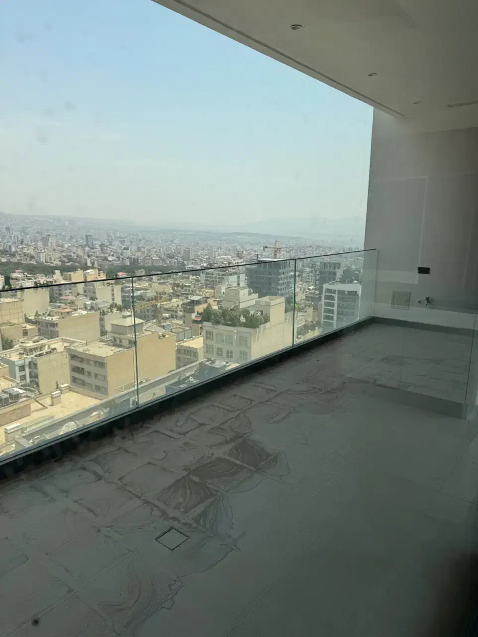 نیاوران برج باغ ۳۵۰ متر ۳۰ مترتراس ویو دار|فروش آپارتمان|تهران, نیاوران|دیوار