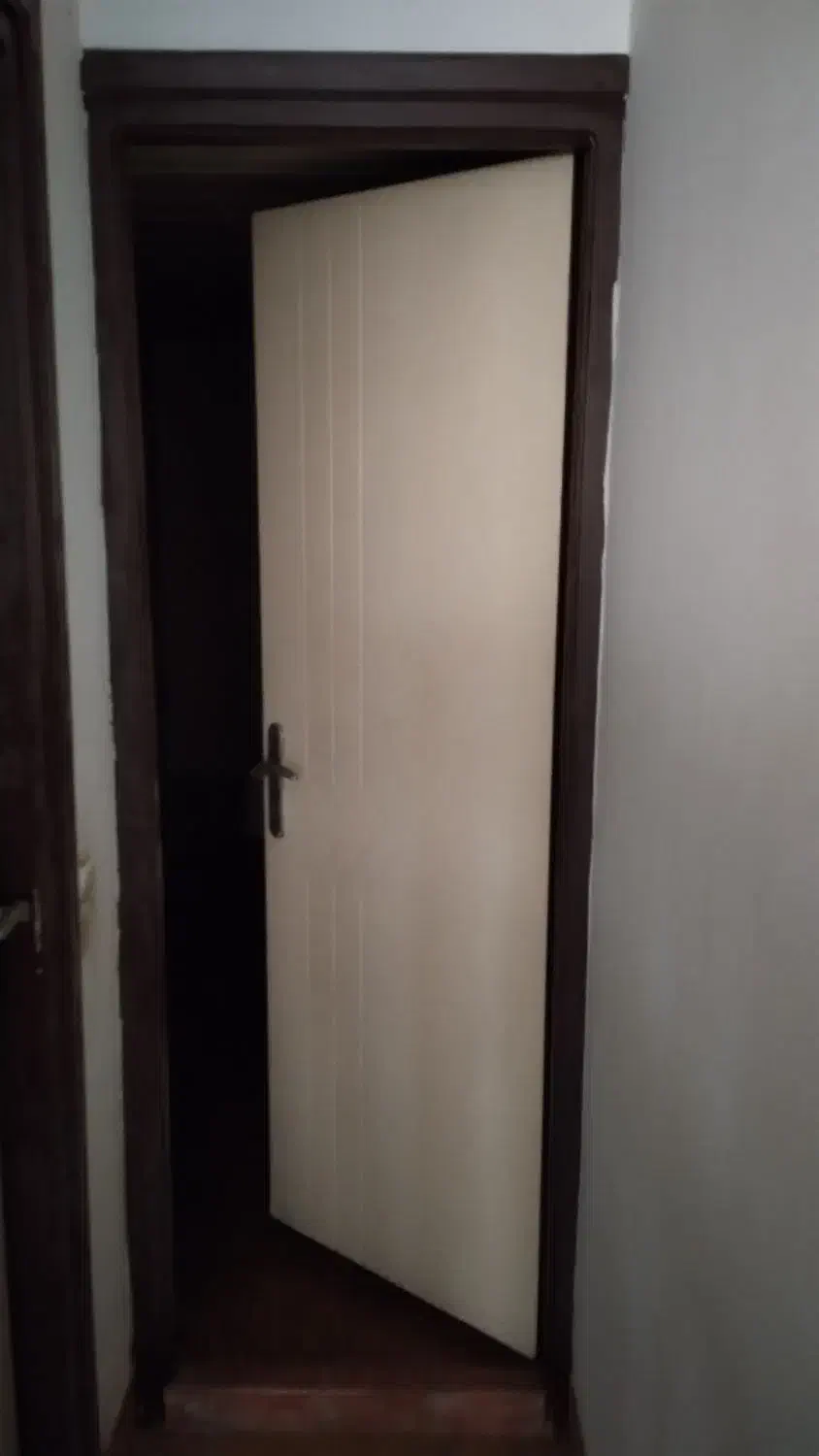 درب چوبی|مصالح و تجهیزات ساختمان|لاهیجان, یحی آباد|دیوار