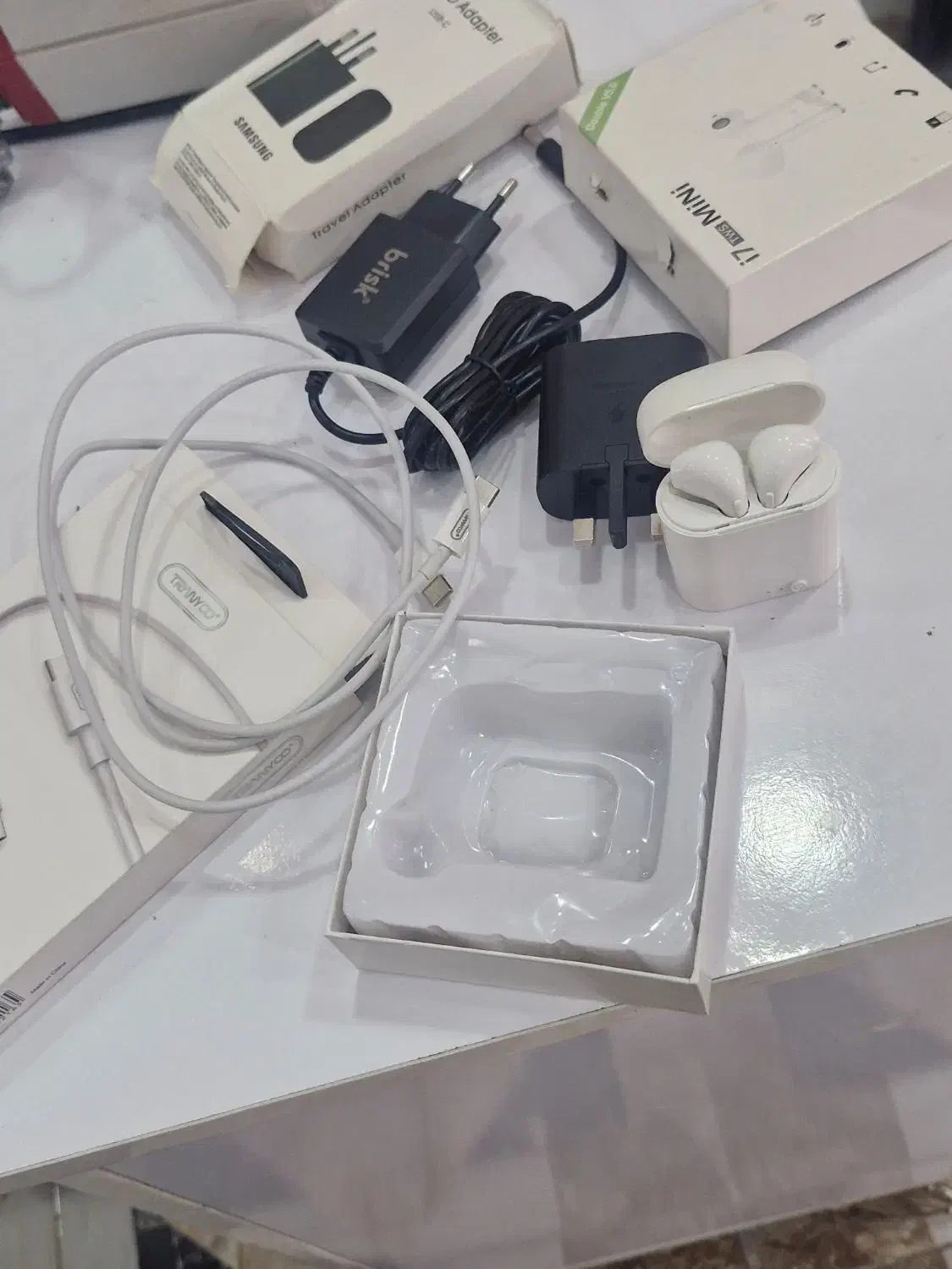 چند قلم لوازم گوشی|لوازم جانبی موبایل و تبلت|کهریزک, |دیوار