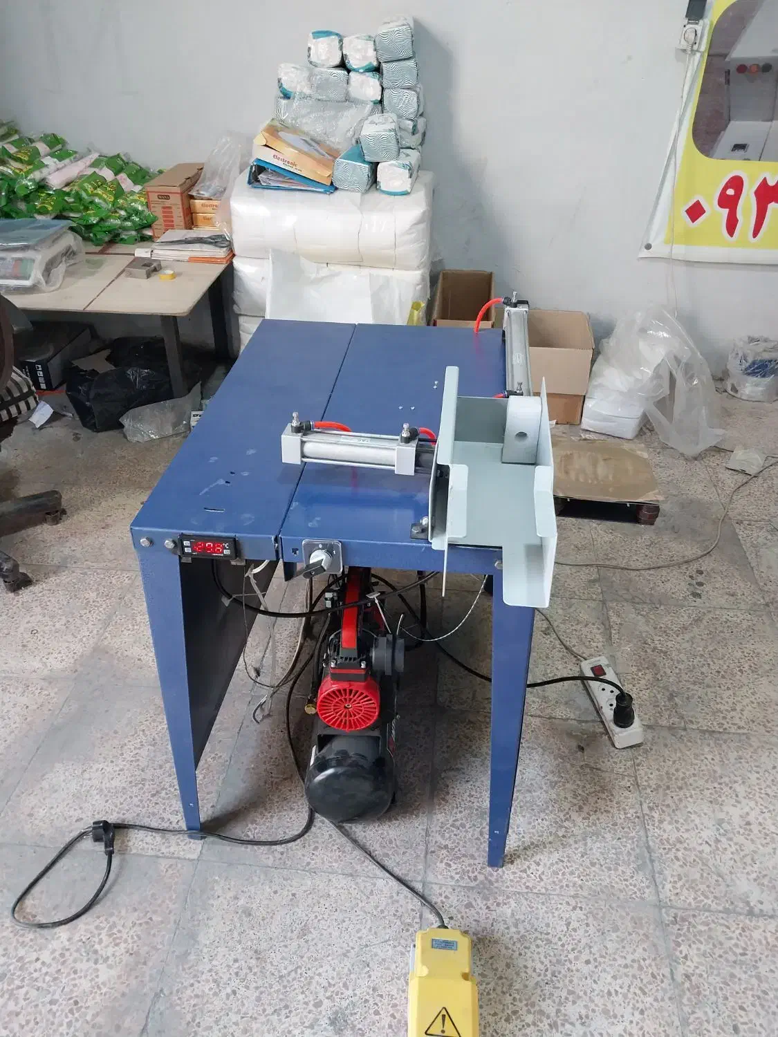 دستگاه تک لاین رول کن سفره یک بار مصرف|ماشینآلات صنعتی|ورامین, خیر آباد|دیوار