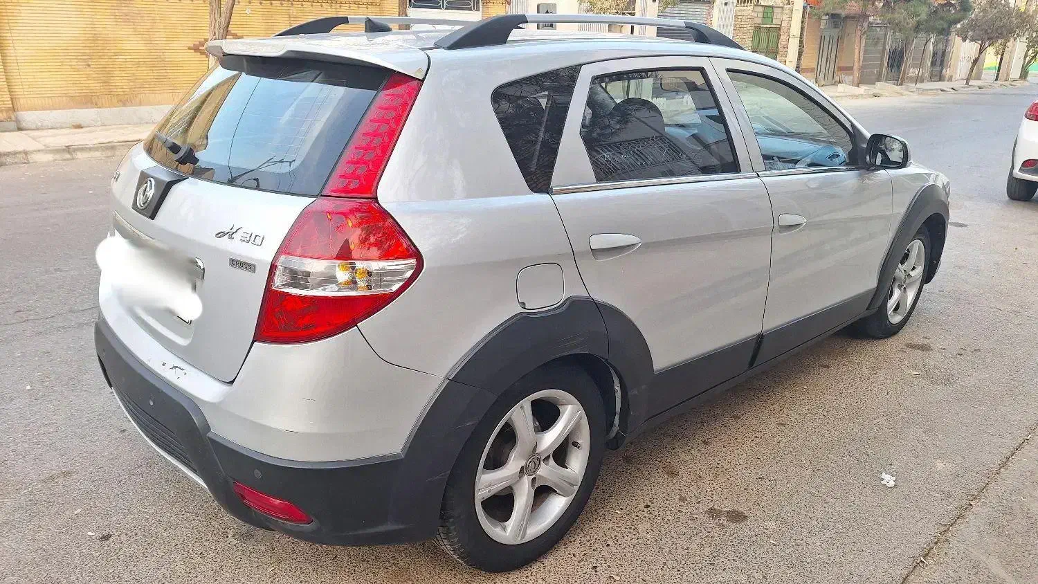 اچ‌سی‌کراس‌ اتومات ،۱۳۹۷، بدون رنگ،نقره ای|خودرو سواری و وانت|مشهد, بهشت|دیوار