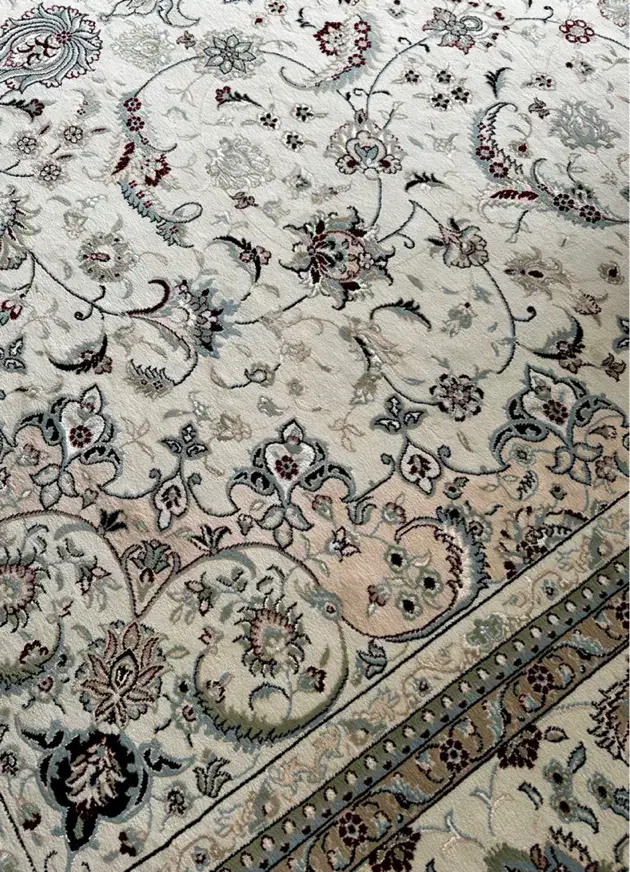 فرش ۱۲ متری گل ابریشم کویر یزد|فرش|شاهینشهر, شهرک مطهری|دیوار