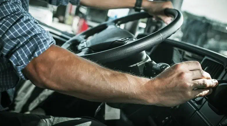 راننده پایه یک بومی منطقه|استخدام حمل و نقل|لار, |دیوار