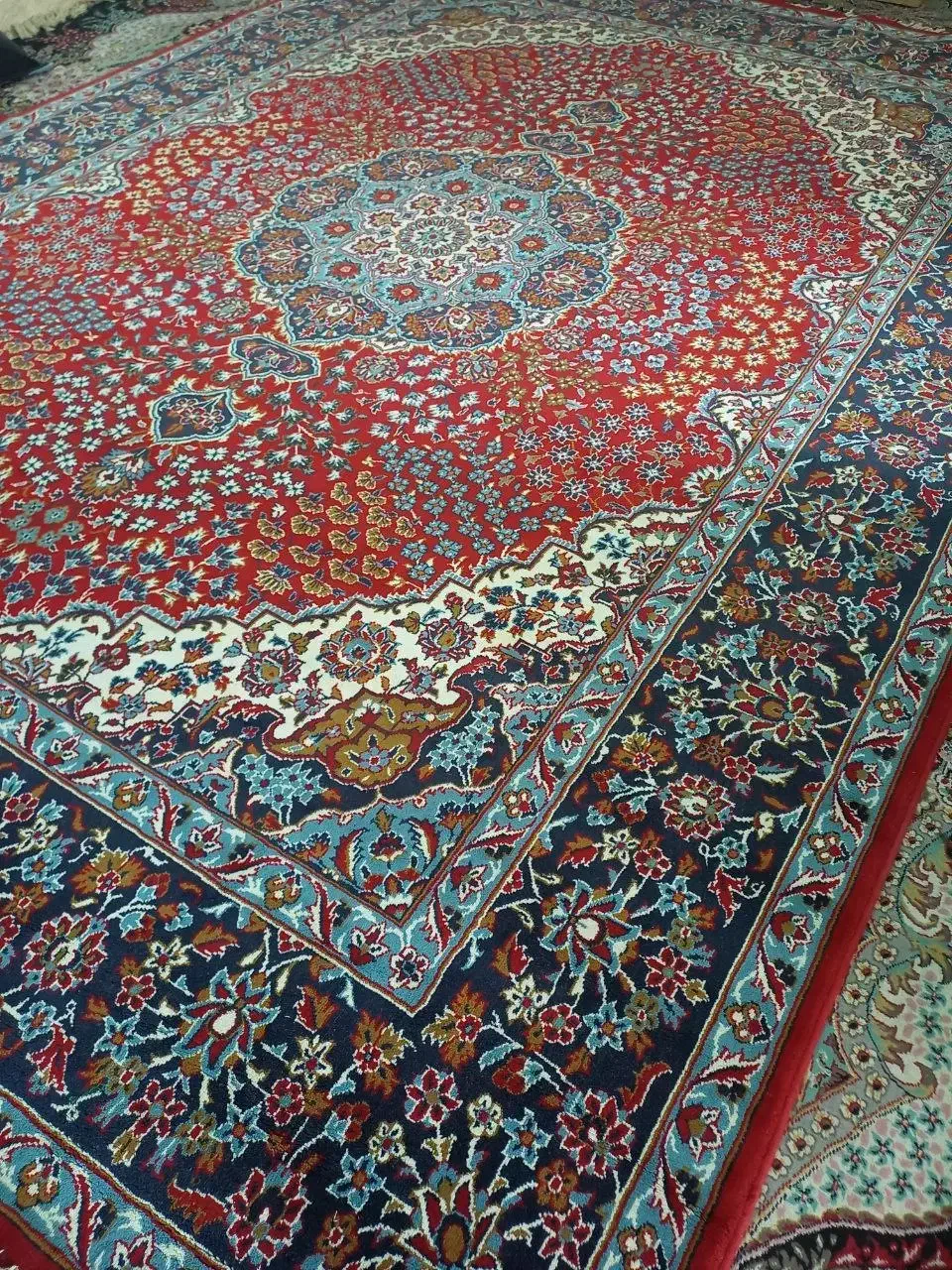 فرش 12متری ویک عدد پرده3متری|فرش|دورود, |دیوار