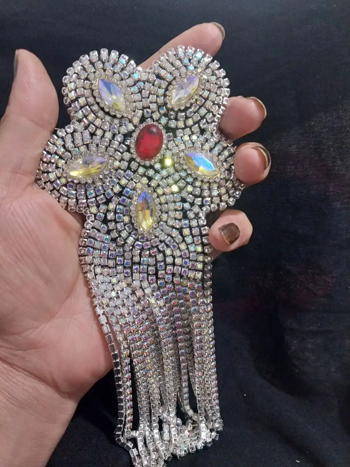 گل سینه طرح گل|گل مصنوعی|جوانرود, |دیوار