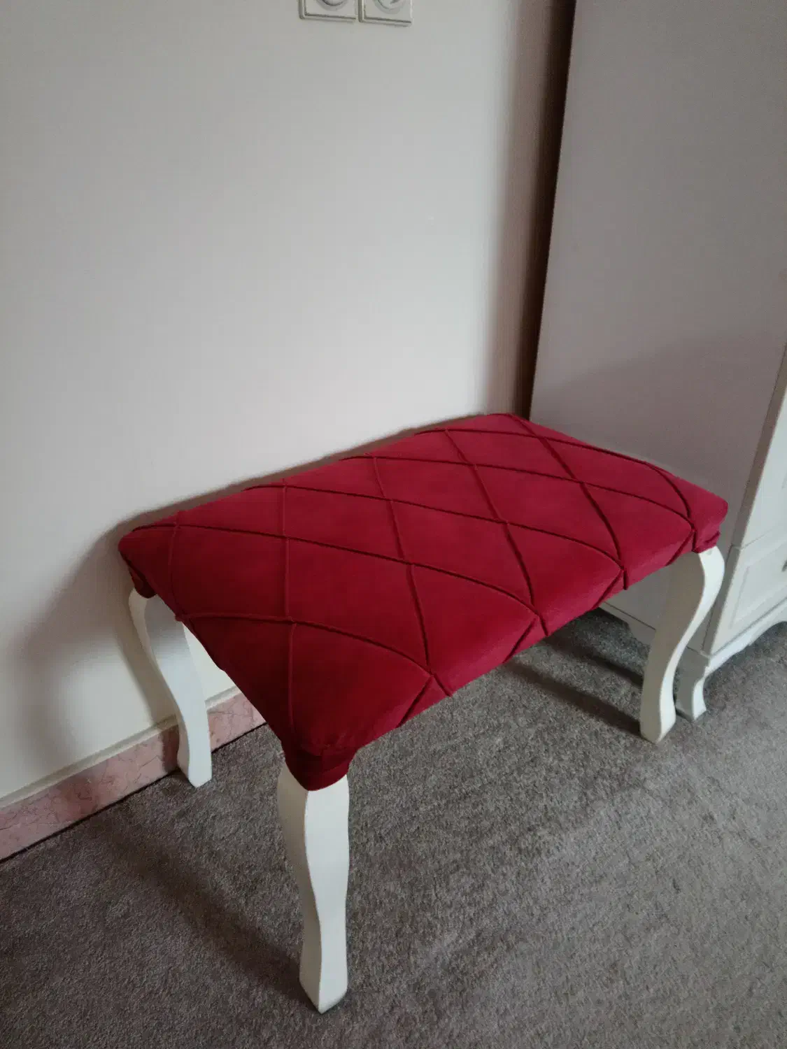 پاف|صندلی و نیمکت|بابل, |دیوار