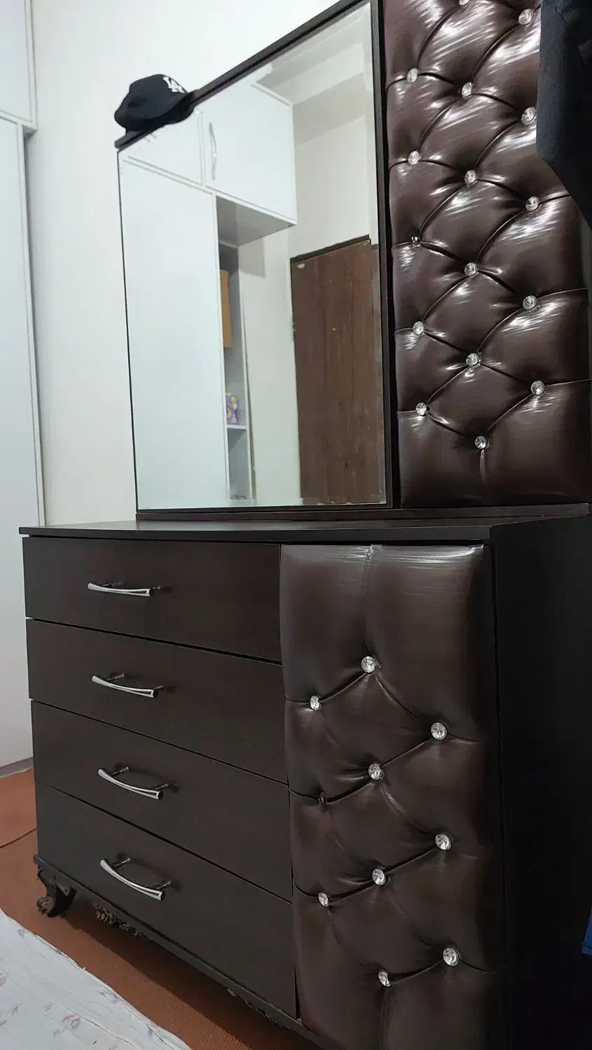 دراور میز آرایش و کشوی لباس|جاکفشی، کمد، دراور|قدس, شهر‌قدس|دیوار