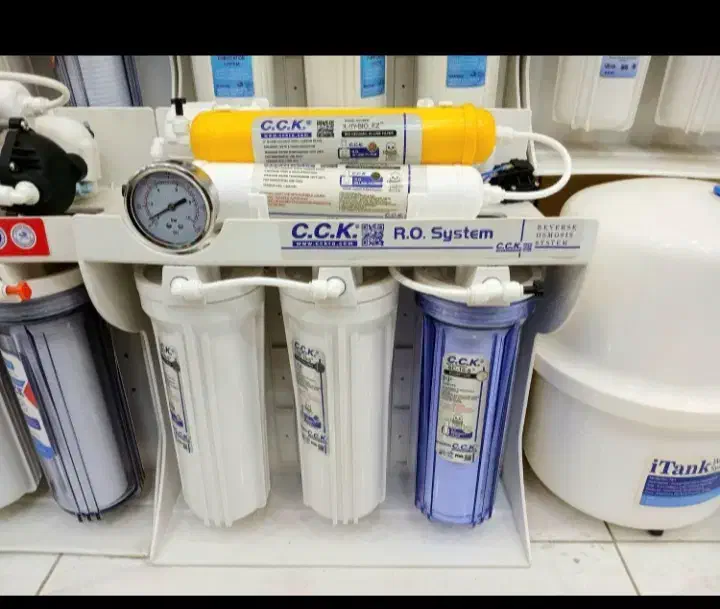 تصفیه آب ۶فیلتر مخزن بزرگ تسفیه تسویه تصویه دستگاه|آب‌سردکن و تصفیه آب|زابل, |دیوار