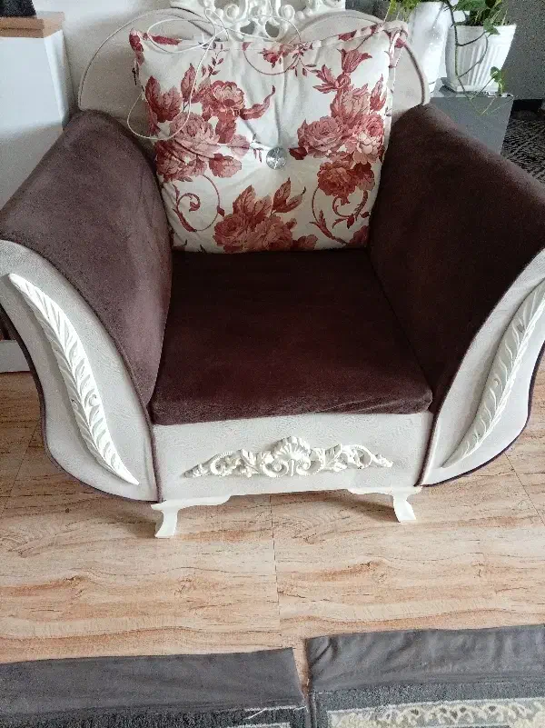 مبل|مبلمان خانگی و میز عسلی|رشت, معلولین|دیوار