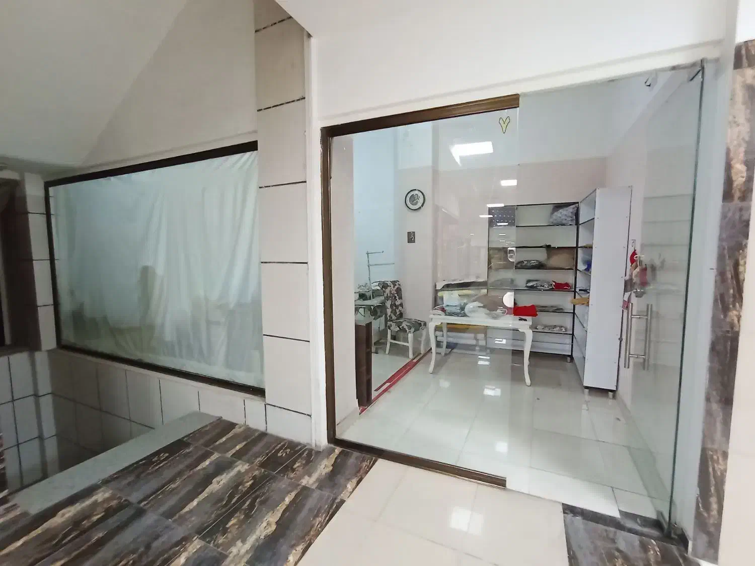 اجاره مغازه زیباشهر|اجارهٔ مغازه و غرفه|محمدیه-قزوین, |دیوار