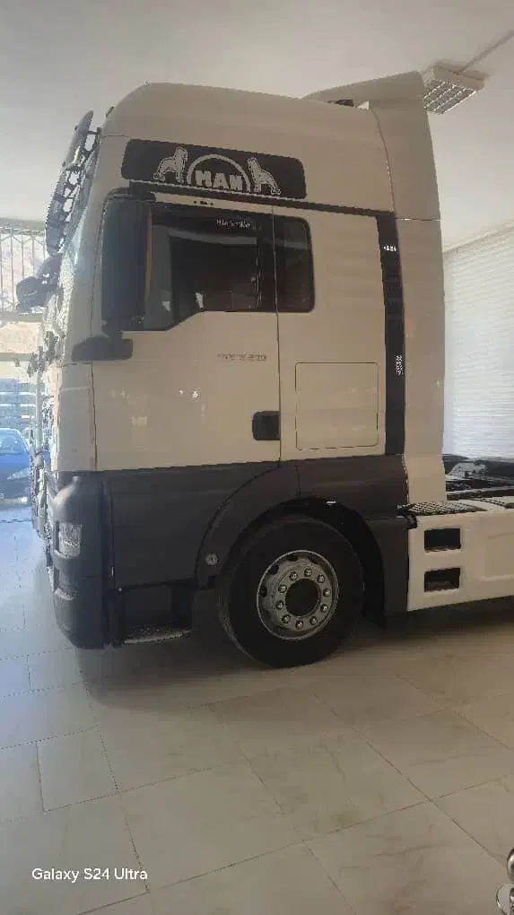 مان سقف بلند ۵۰۰ فول کامل|خودرو سنگین|شهرضا, |دیوار