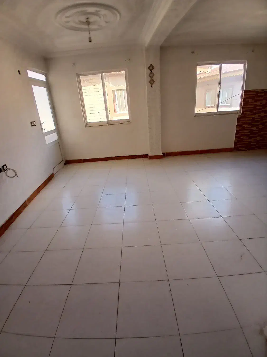 طبقه اول ۹۰ متری ۲ خوابه/پارکینگ اختصاصی/راه جدا|فروش آپارتمان|رشت, پاره بیجار|دیوار