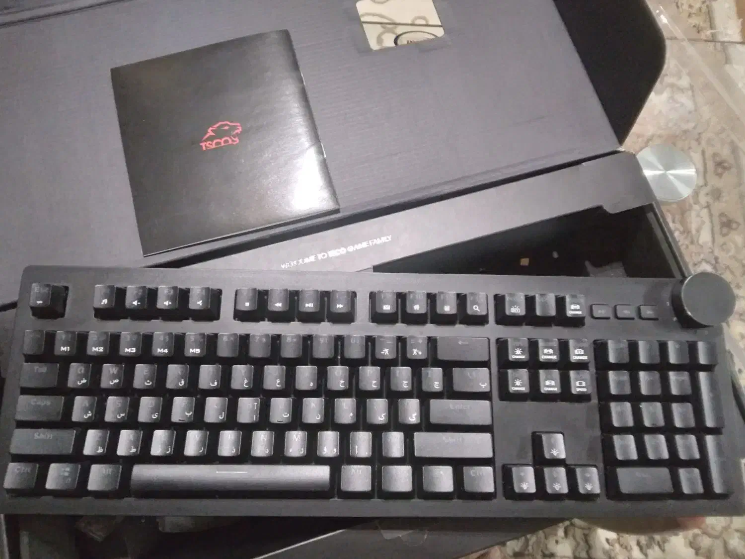 کیبورد آرجی بی گیمینگ سنگین|قطعات و لوازم جانبی رایانه|رشت, منظریه|دیوار