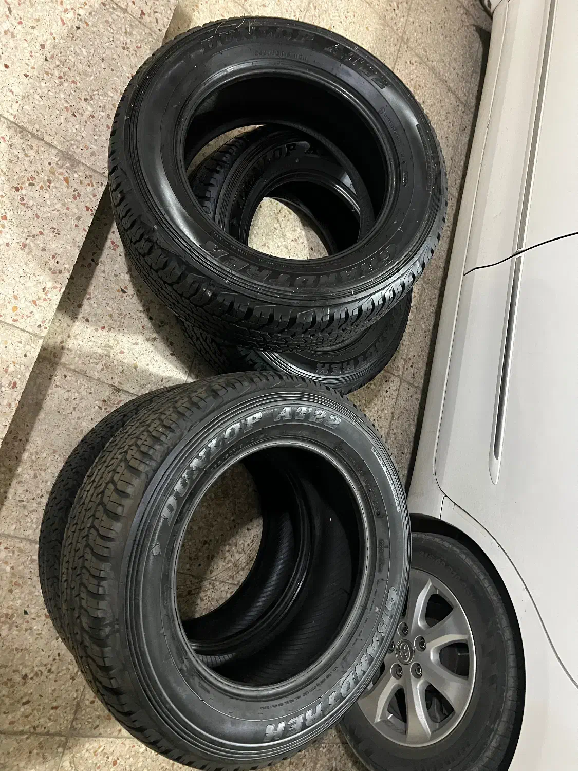 لاستیک دانلوپ|قطعات یدکی و لوازم جانبی|همدان, |دیوار