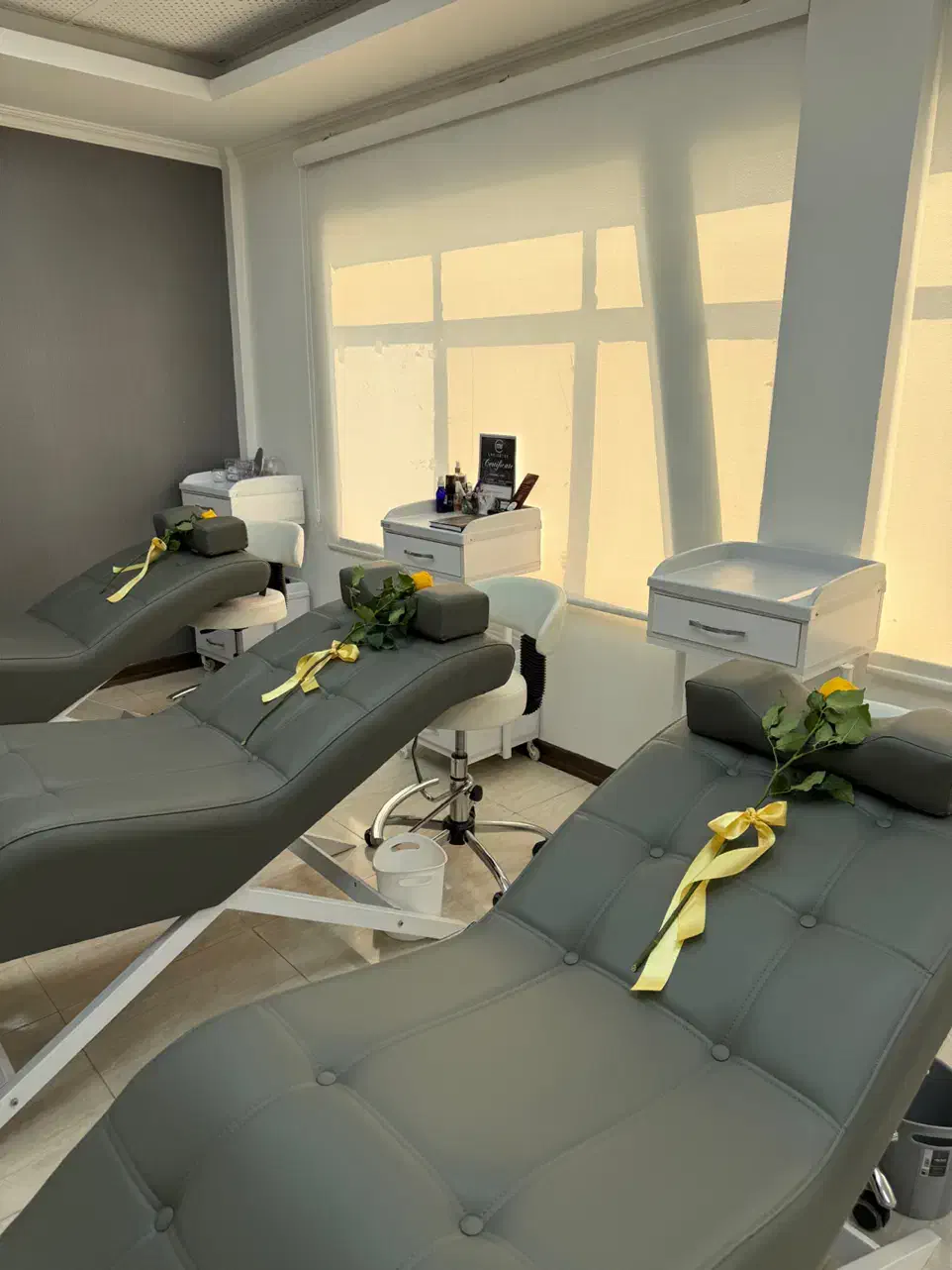 اجاره تخت درآکادمی هدیا|خدمات آرایشگری و زیبایی|آمل, |دیوار