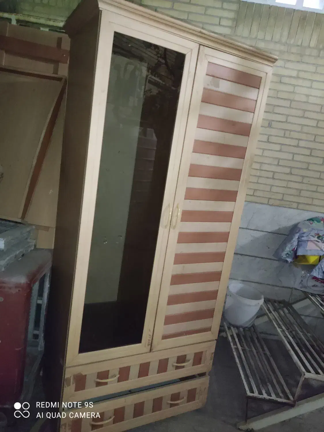 تختو کمد|تخت و صندلی بچه|یزد, |دیوار