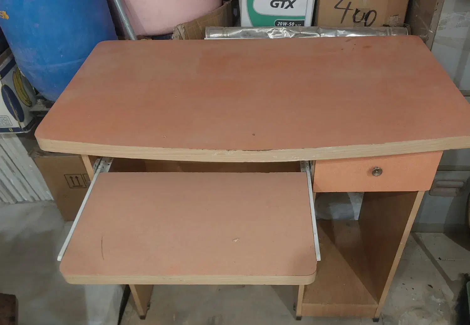 میز تحریر یا کامپیوتر|میز تحریر و کامپیوتر|قرچک, شهرک الحدید|دیوار