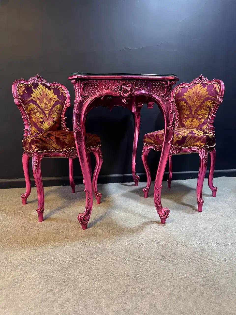 مبلمان آنتیک|مبلمان خانگی و میز عسلی|تهران, نیلوفر|دیوار