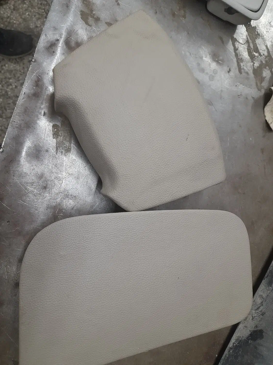 چراق سقف سانتافه و ایربگ پژو پشت سری جنسیس وال نود|قطعات یدکی و لوازم جانبی|اهواز, کمپلو جنوبی|دیوار