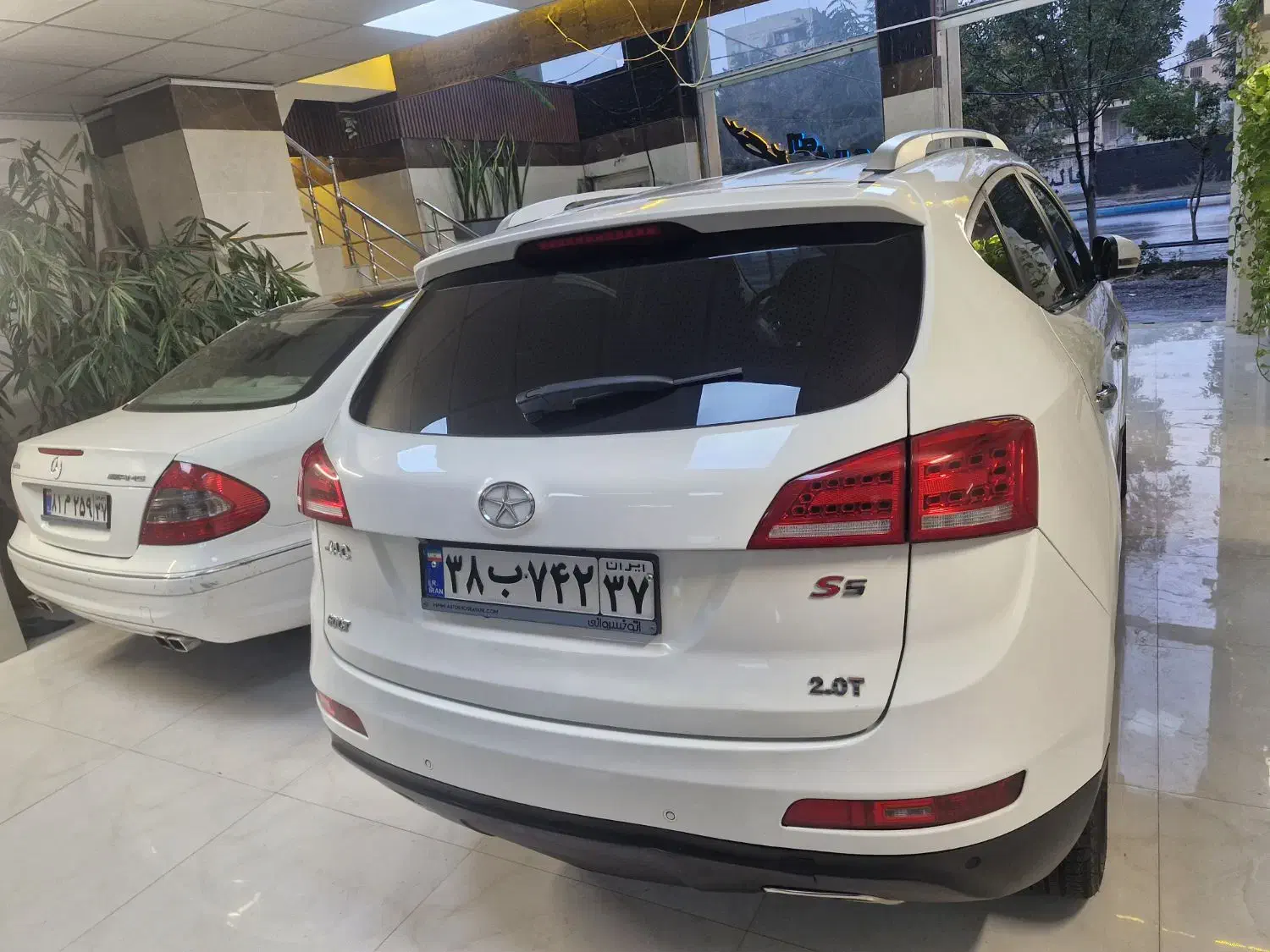 استخدام منشی خانم|استخدام اداری و مدیریت|خوی, |دیوار