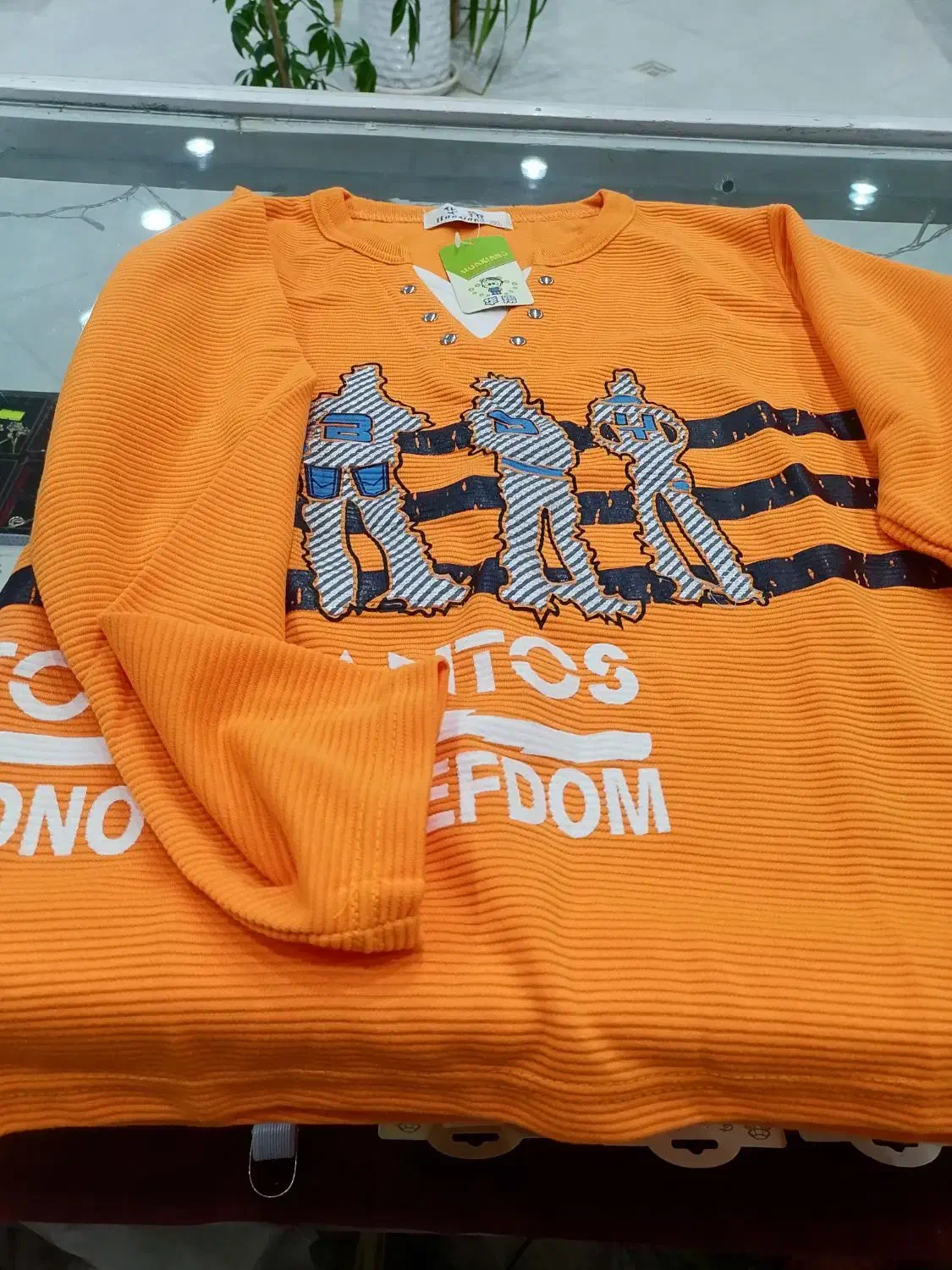 . لباس زیر 40000. لباس آبی ونارنجی 120000|لباس|سبزوار, قصبه غربی|دیوار