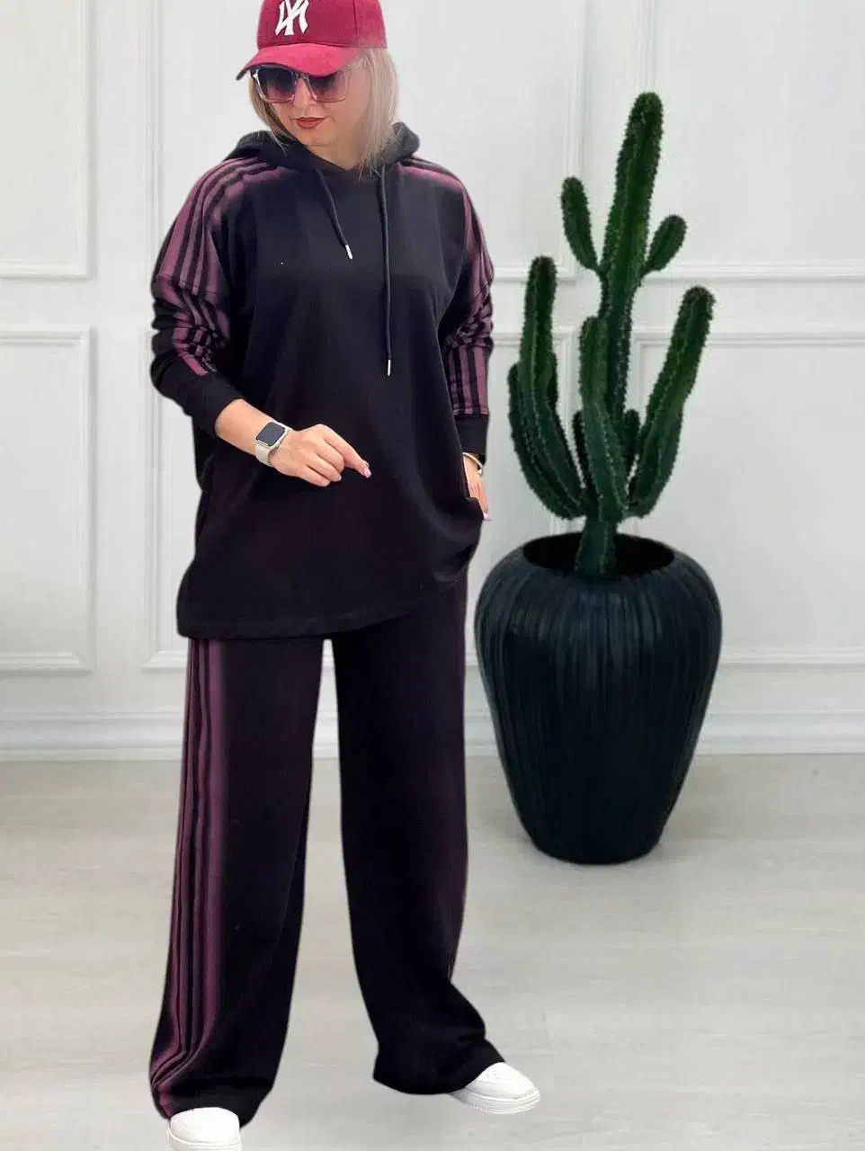 ست تو کرکی لادن|لباس|قم, شاه احمد قاسم|دیوار