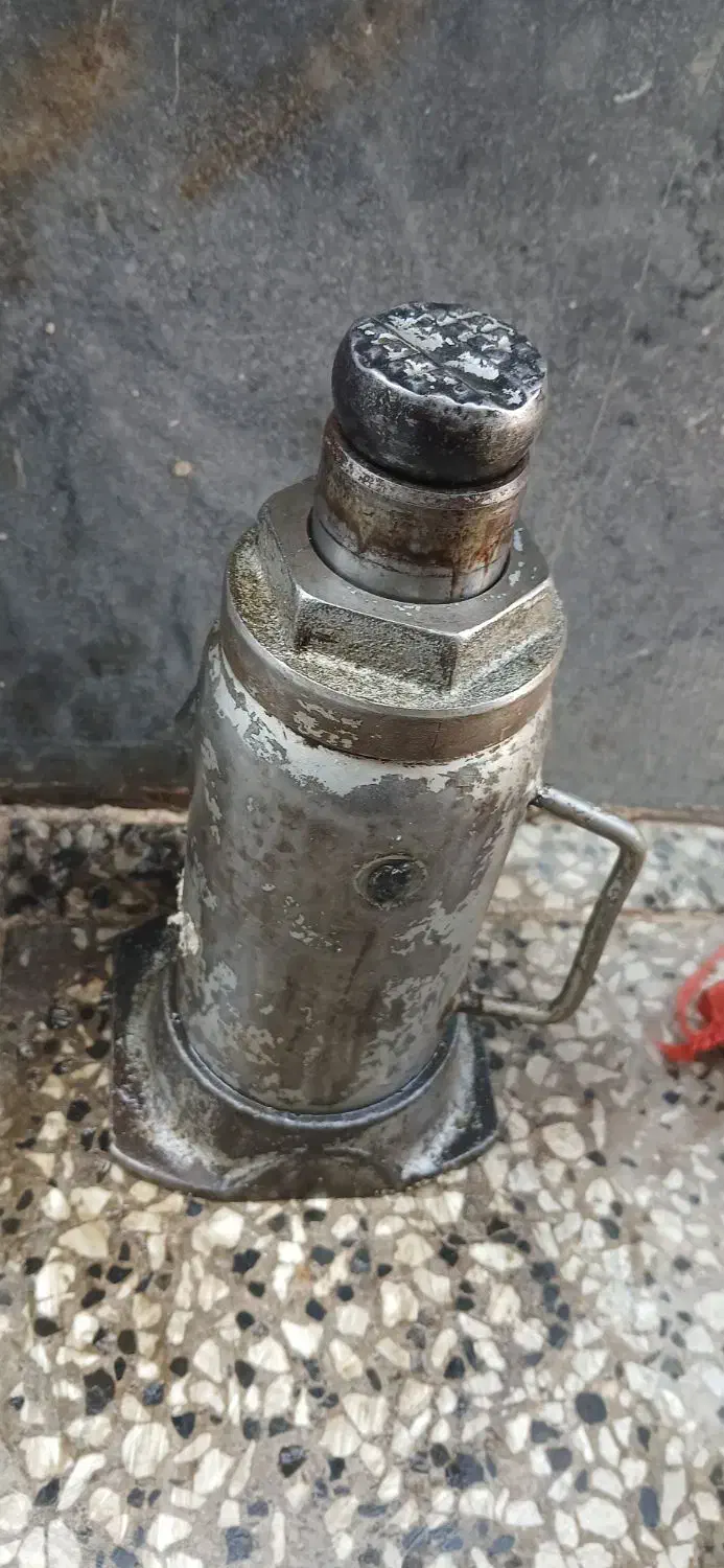 جک روغنی ۱۲ تن|قطعات یدکی و لوازم جانبی|زابل, |دیوار