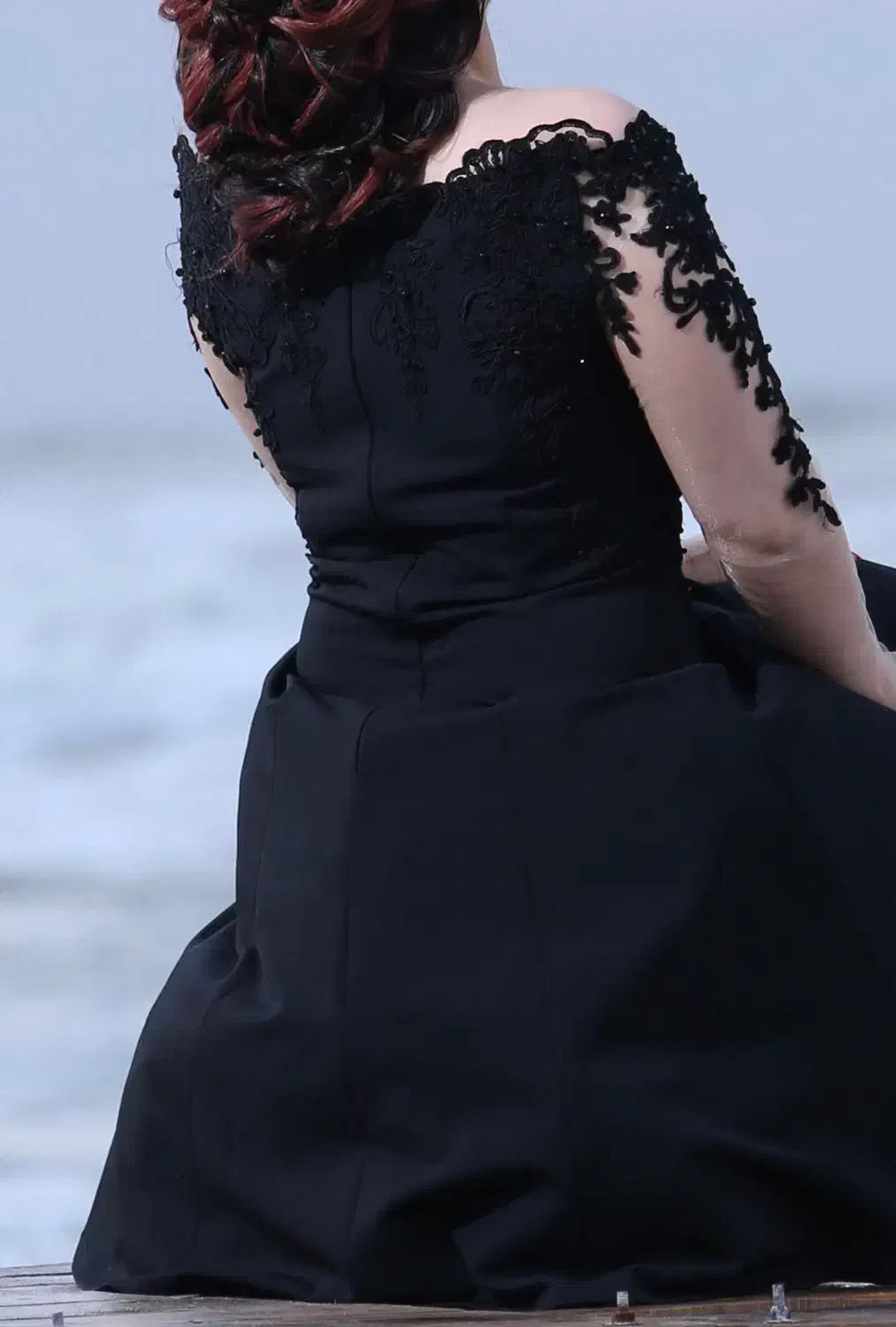 لباس مجلسی|لباس|نور, |دیوار