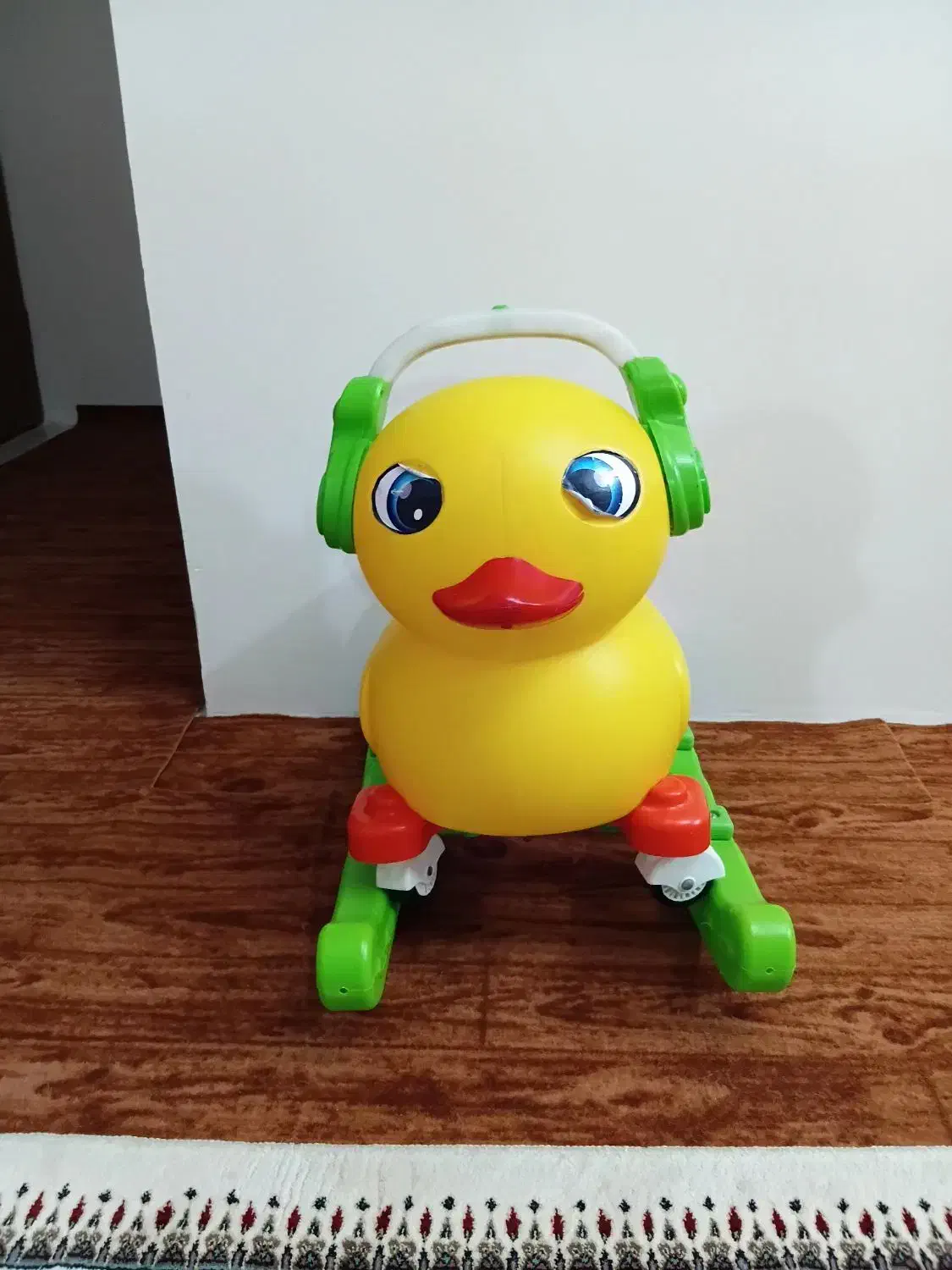 واکر جوجه موزیکال|اسباب‌‌بازی|قوچان, |دیوار