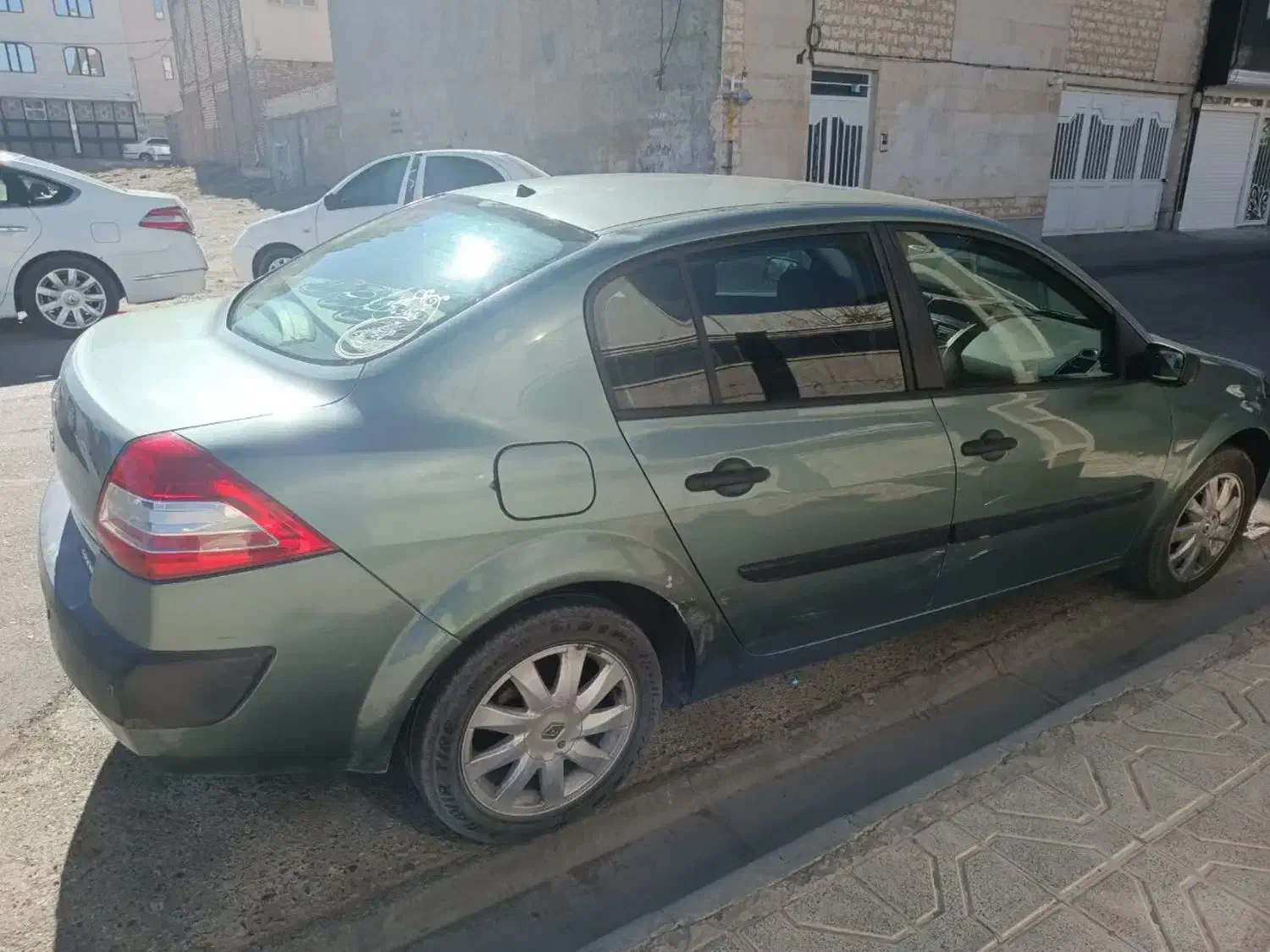 مگان 1600 دنده ای|خودرو سواری و وانت|بیرجند, |دیوار